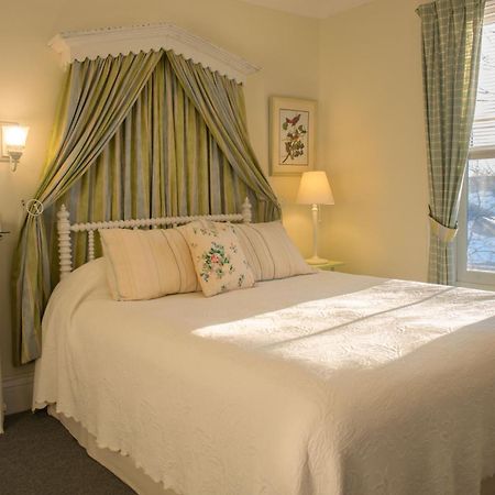 Dunlop Inn Baddeck Inlet Eksteriør bilde