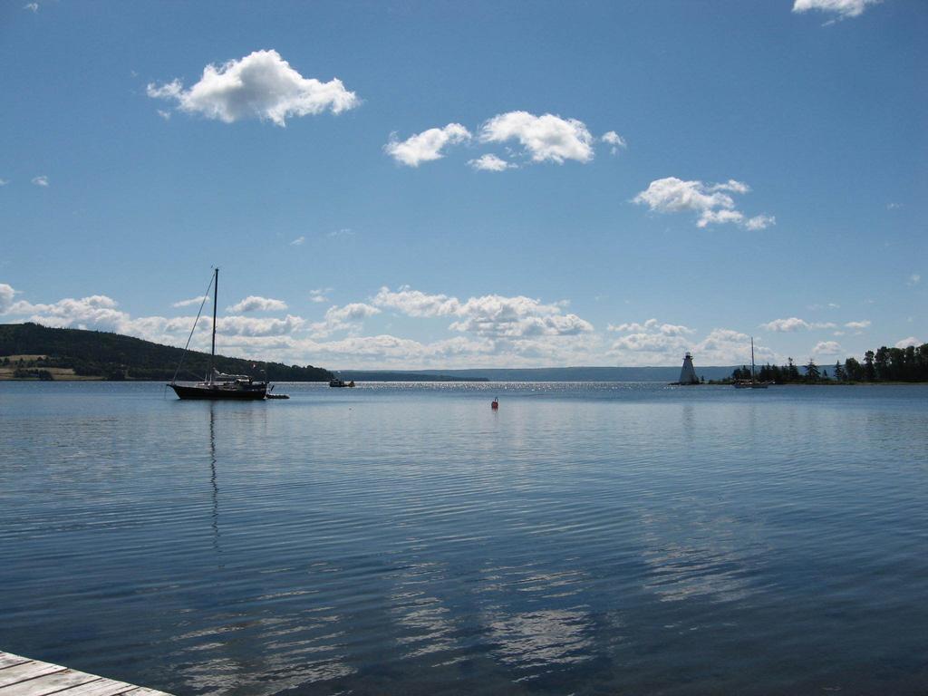Dunlop Inn Baddeck Inlet Eksteriør bilde