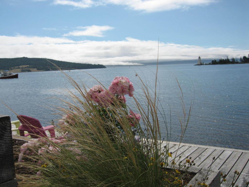 Dunlop Inn Baddeck Inlet Eksteriør bilde