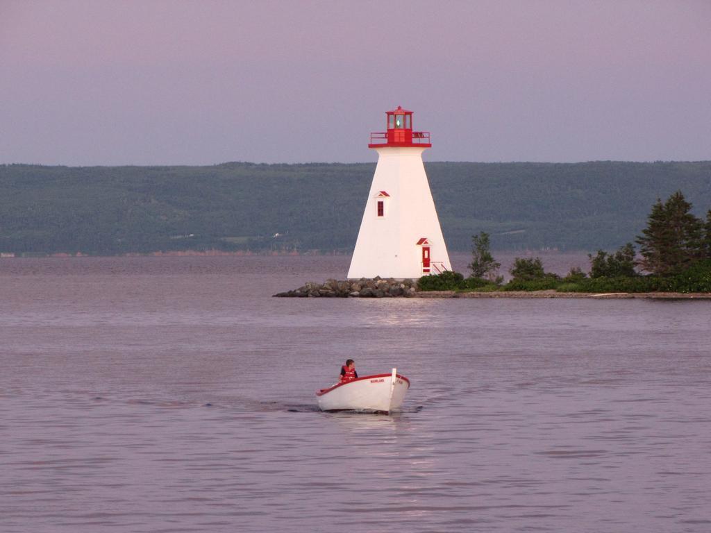 Dunlop Inn Baddeck Inlet Eksteriør bilde
